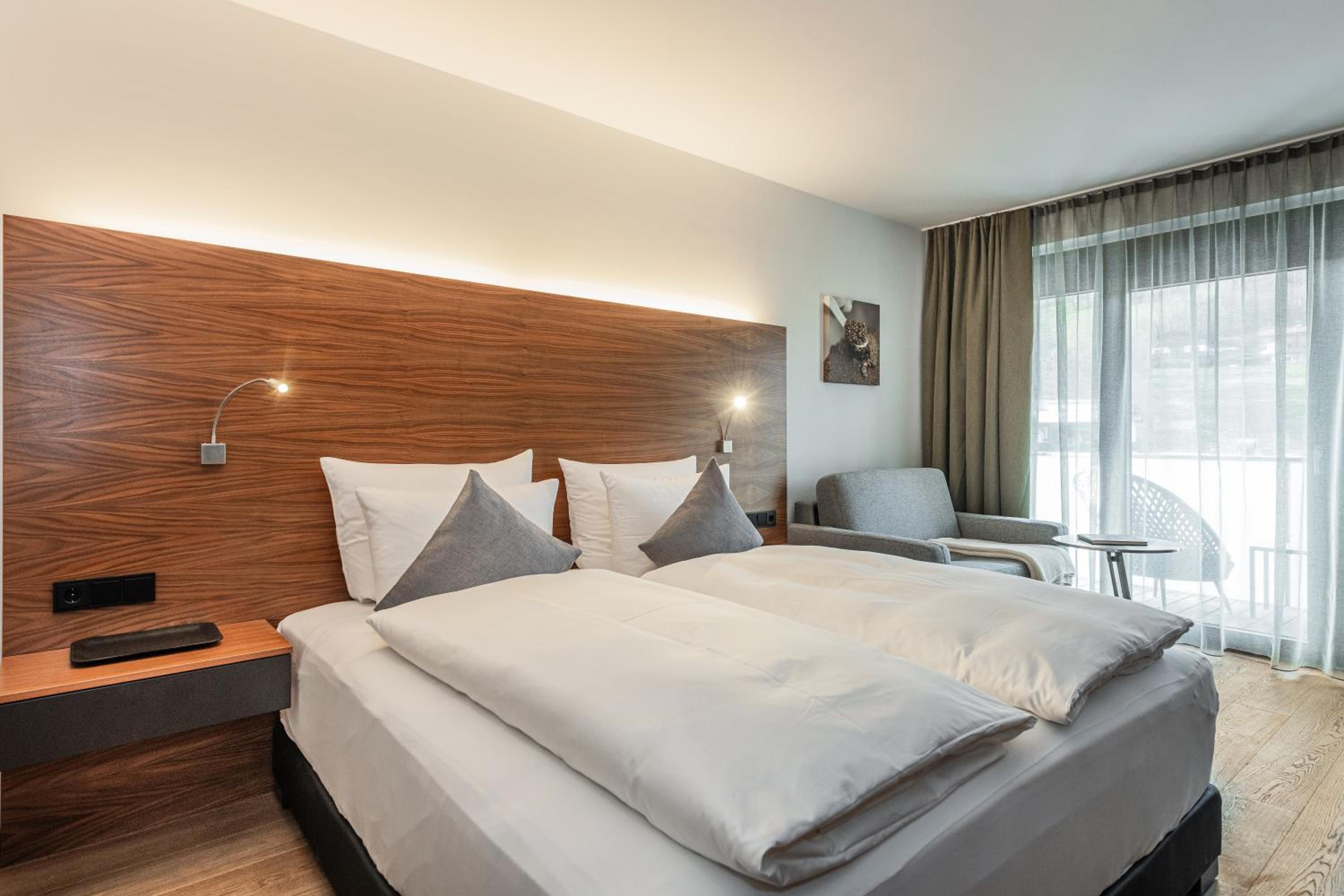 AlpenParks Hotel & Apartment Taxacher