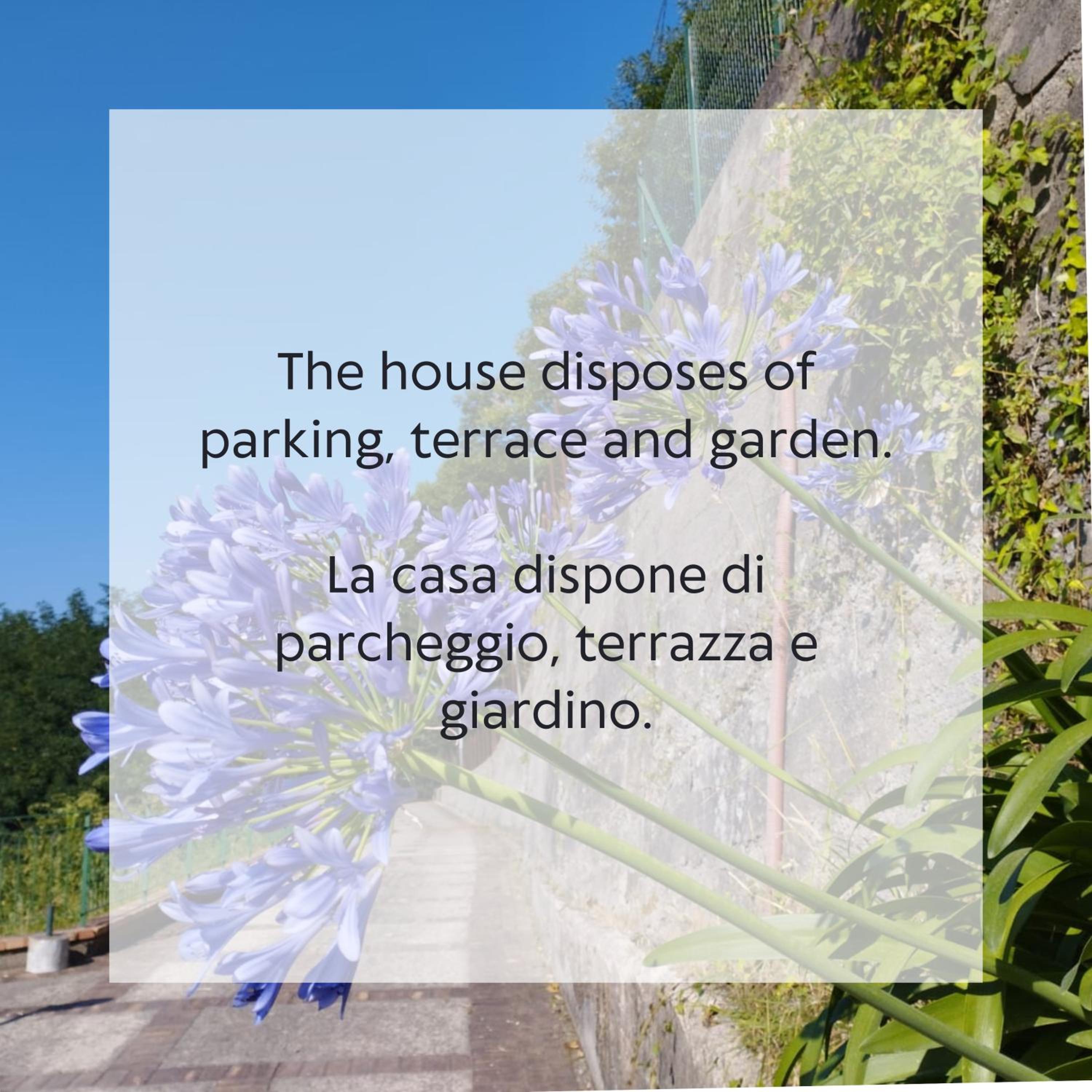 VILLA VICINUS - 120 mq - parking - garden