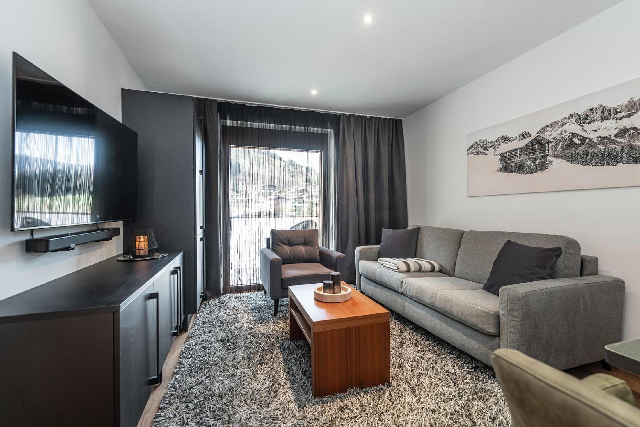 AlpenParks Hotel & Apartment Taxacher