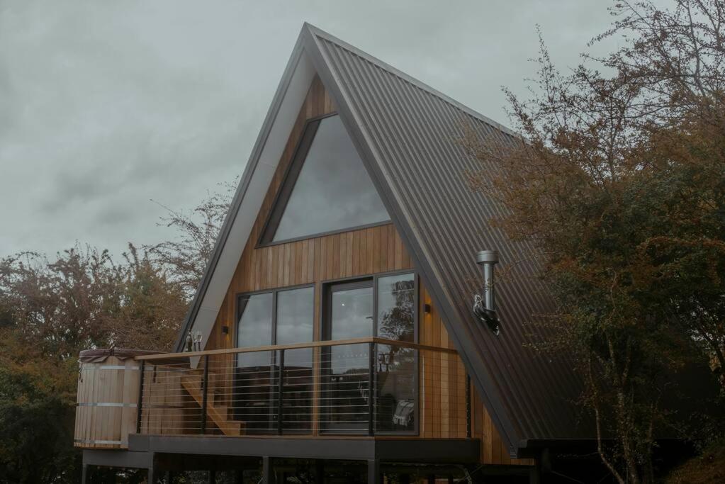 The Eco Cabin Tasmania - Cedar Hot Tub