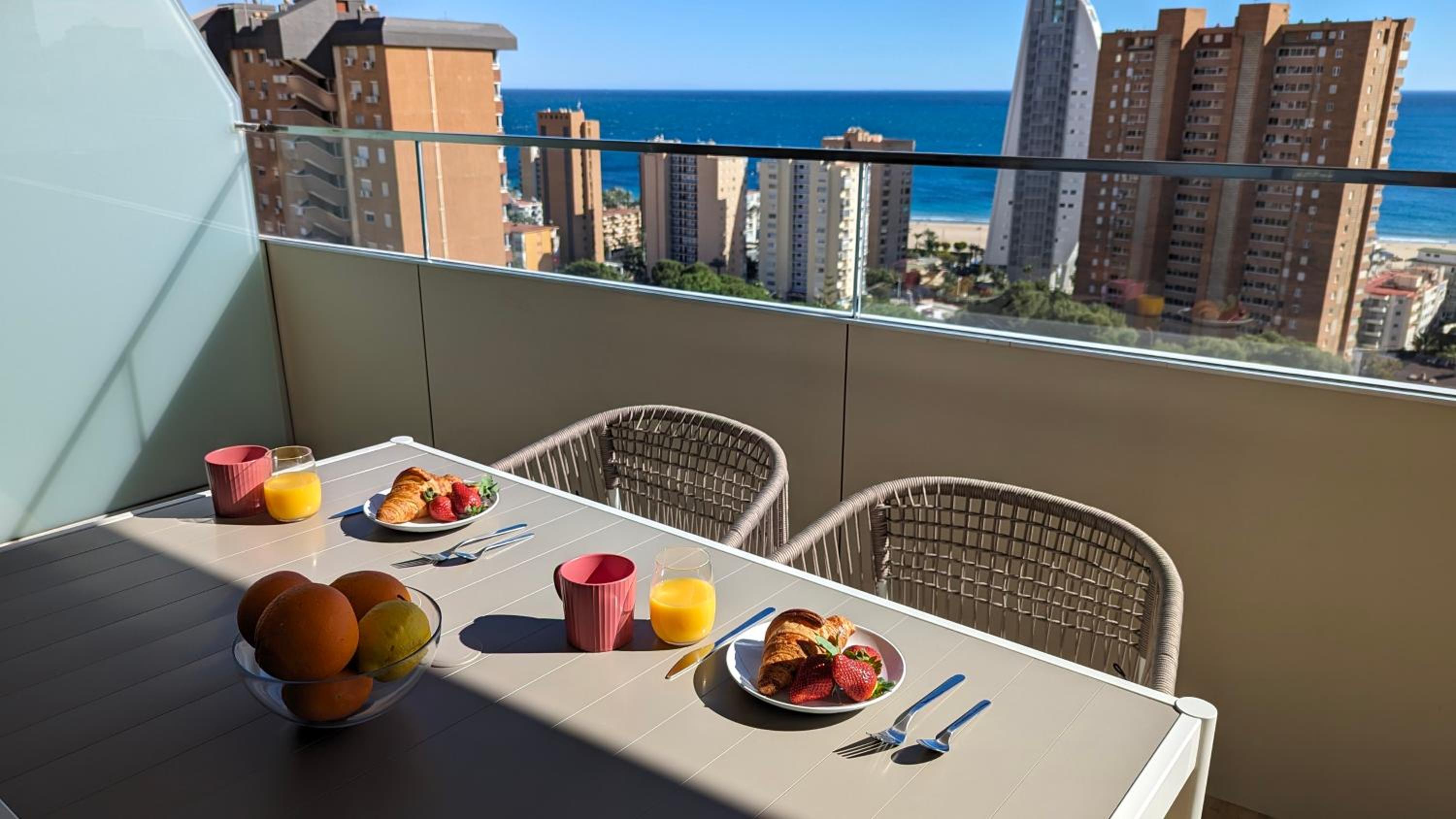 BENIDORM BEACH sea & sky apartment view 3