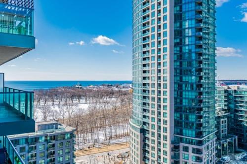 Fort York Suites - CNE — Toronto