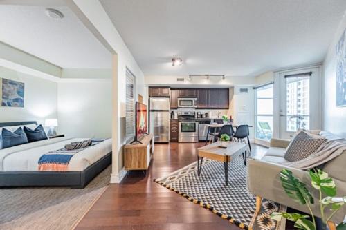 Fort York Suites - CNE photo 5