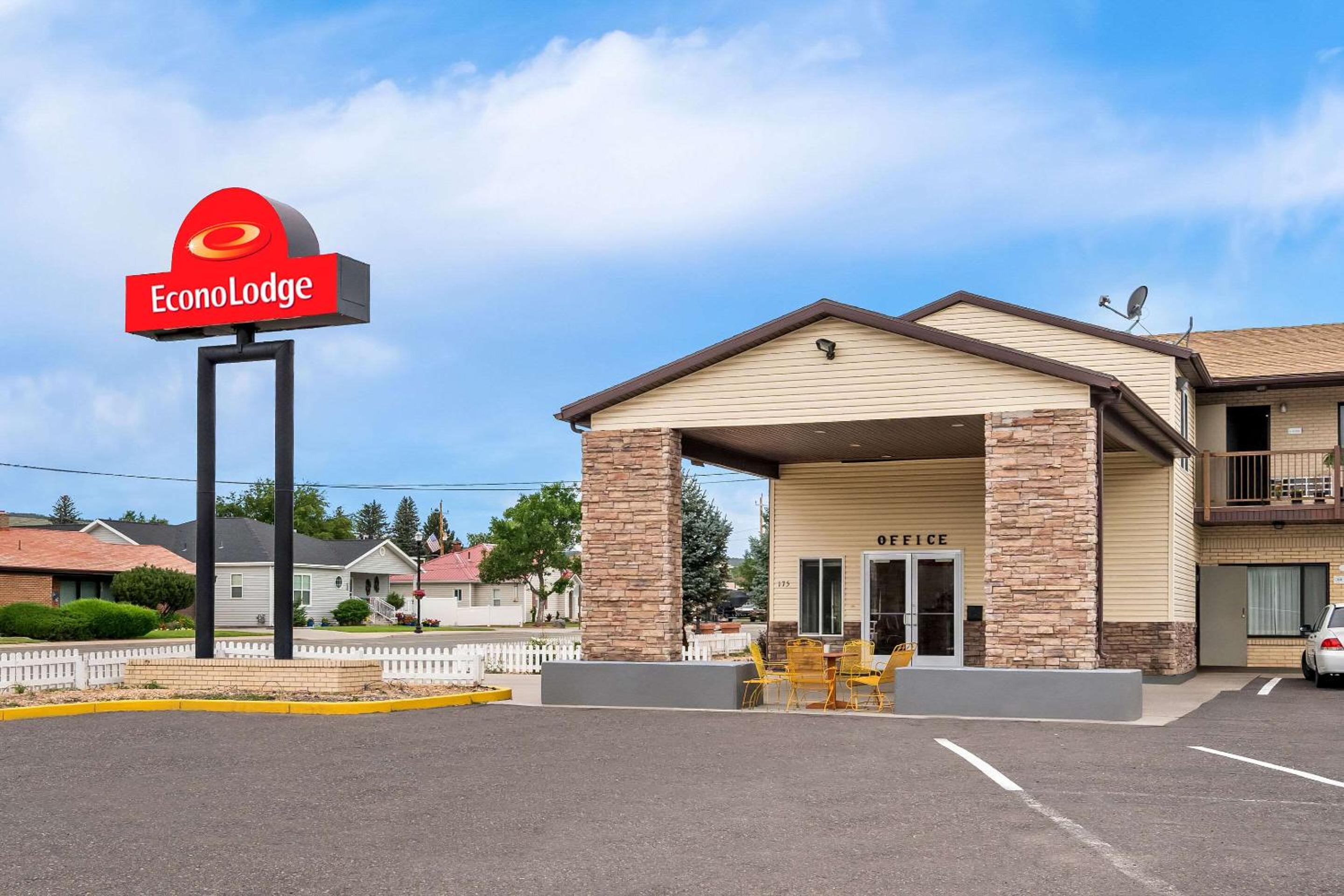 Econo Lodge Panguitch near Bryce Canyon view 2