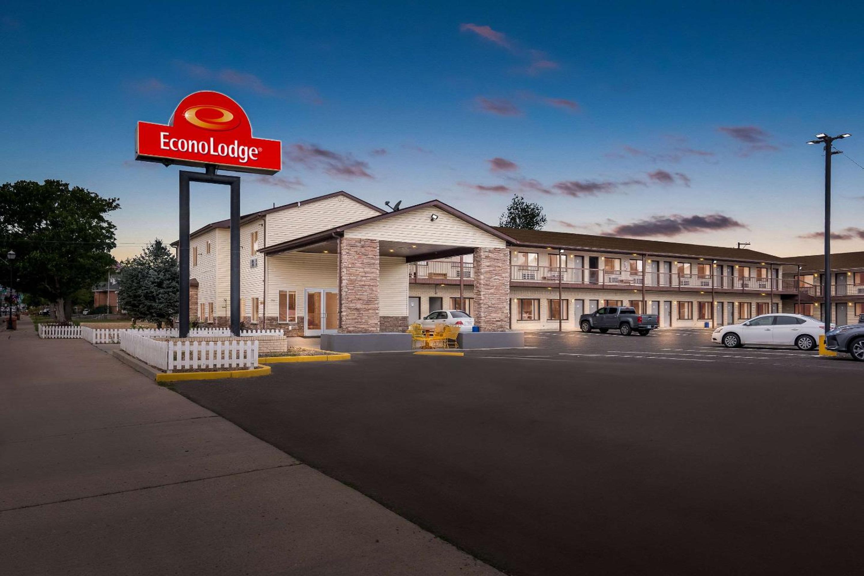 Econo Lodge Panguitch near Bryce Canyon view 4