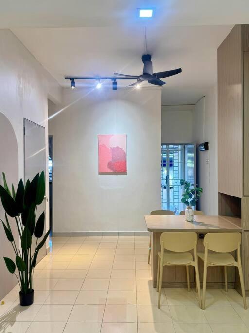 Villa 14min Sutera Mall&Paradigm&Legoland&5min Xin Wan Chay