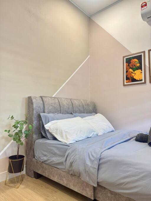 Villa 14min Sutera Mall&Paradigm&Legoland&5min Xin Wan Chay