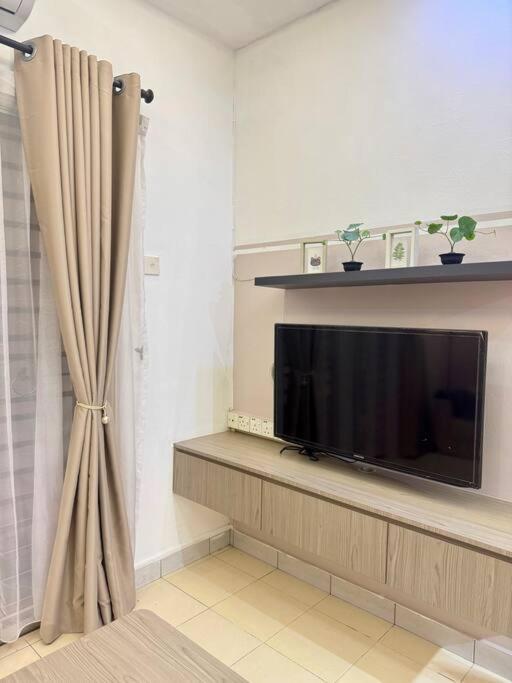 Villa 14min Sutera Mall&Paradigm&Legoland&5min Xin Wan Chay