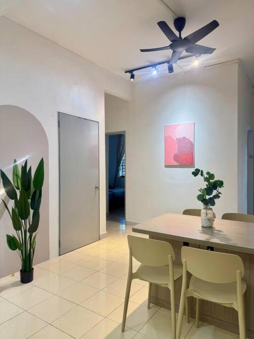 Villa 14min Sutera Mall&Paradigm&Legoland&5min Xin Wan Chay