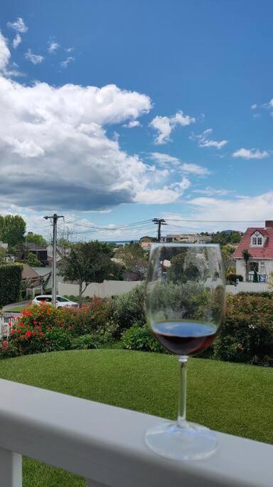 Mission Bay Villa 3BR 2BA Retreat with Spacious Terrace & Garden Views photo 4