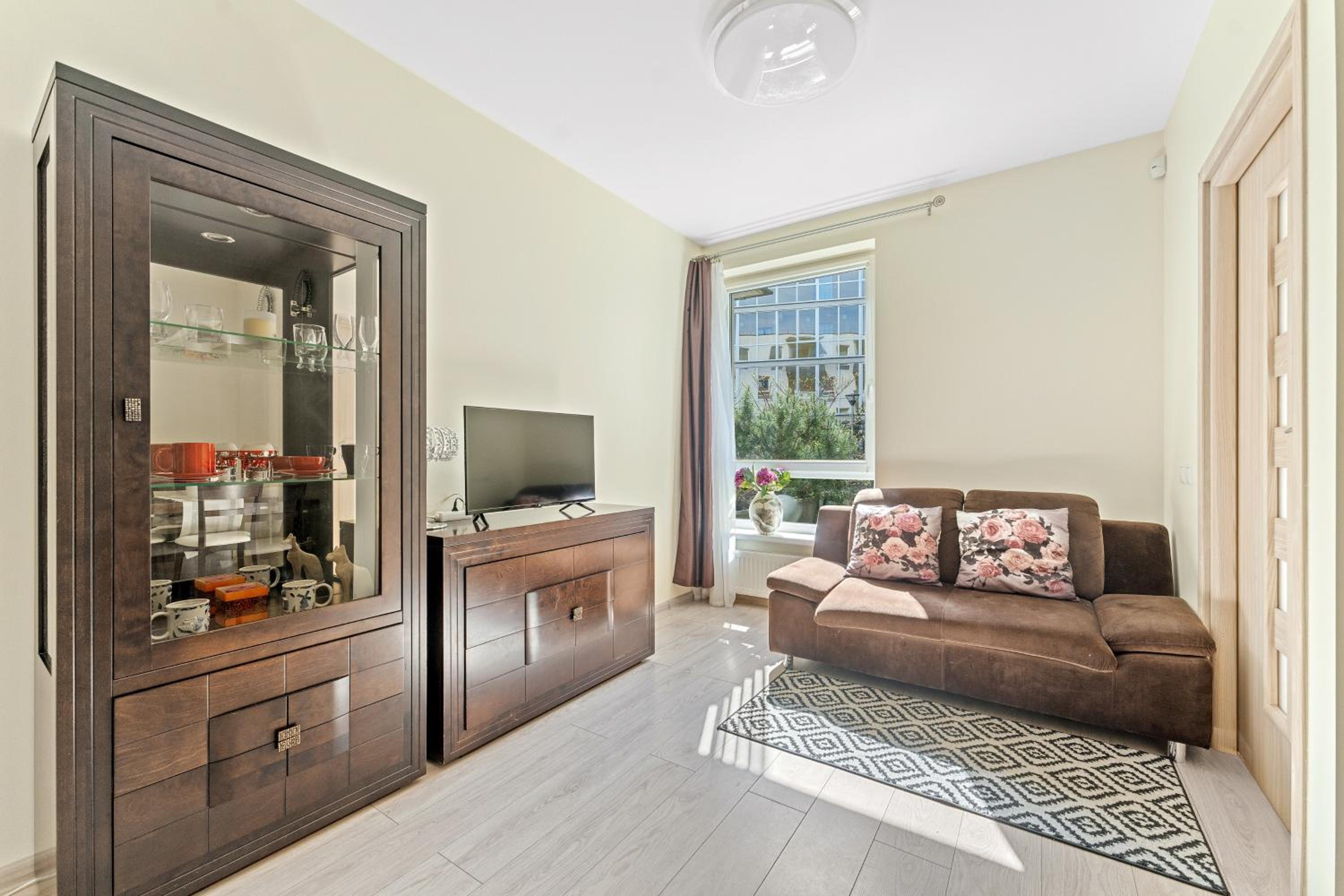 A4 Ozo park apartments view 2