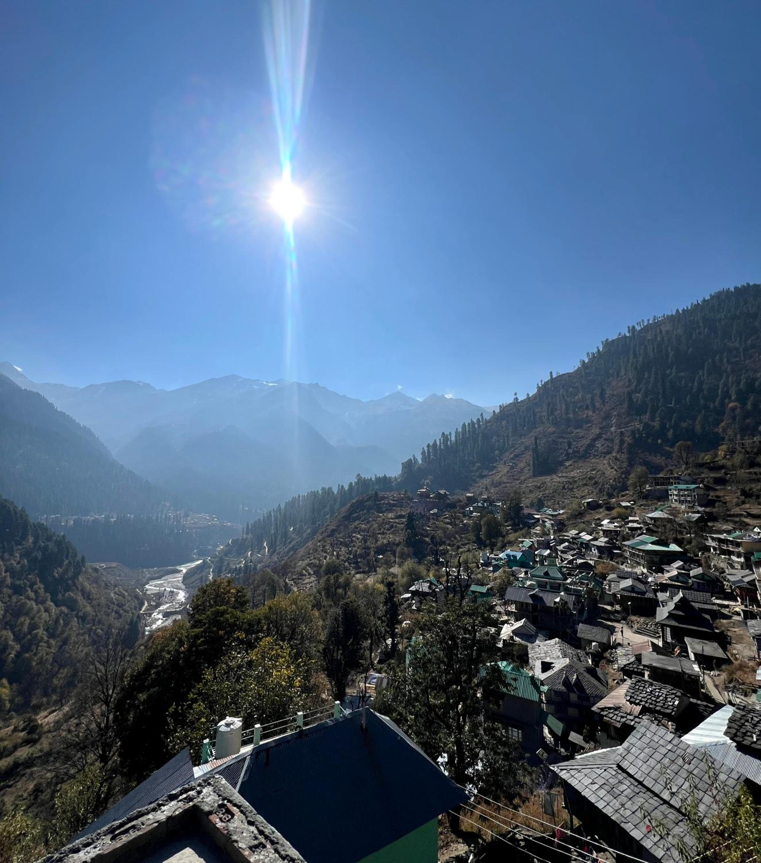 Old village view Guest House Tosh view 3