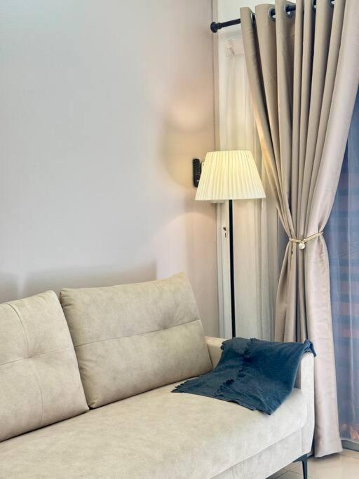Villa 3bedroom 14min Sutera mall Aeon Bukit Indah