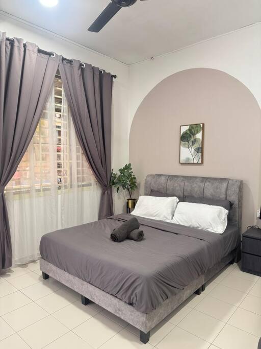 Villa 3bedroom 14min Sutera mall Aeon Bukit Indah