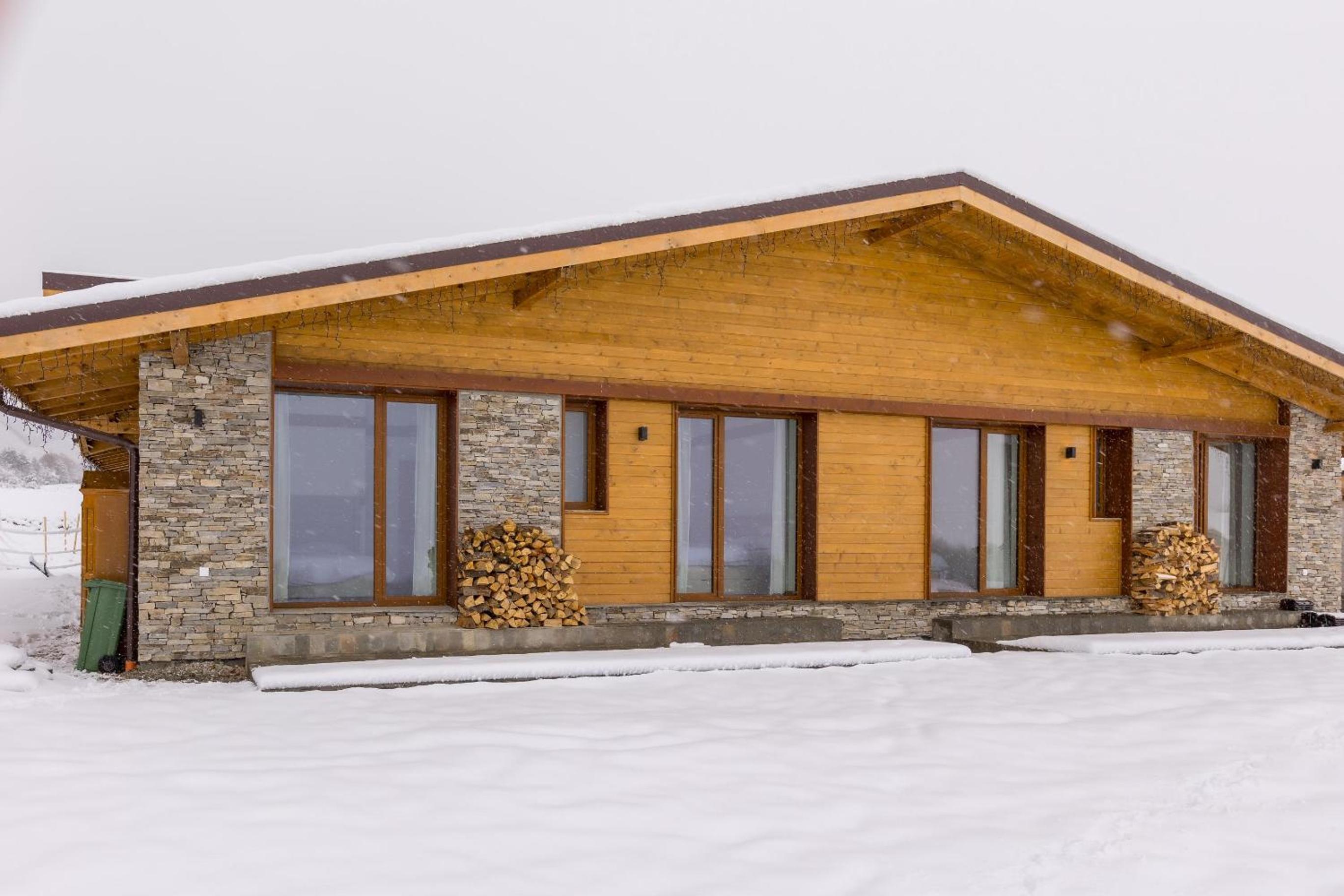 Villa Eliyas near the Pirin Golf Resort