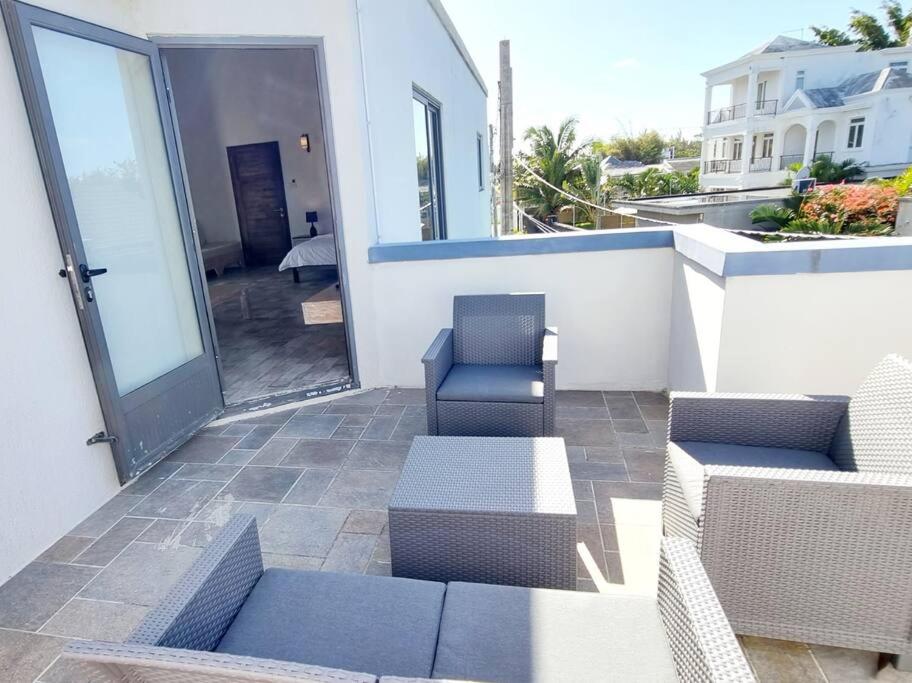 Royal Residence A3 - Gated Semi Detached Villa In Pereybere photo 1