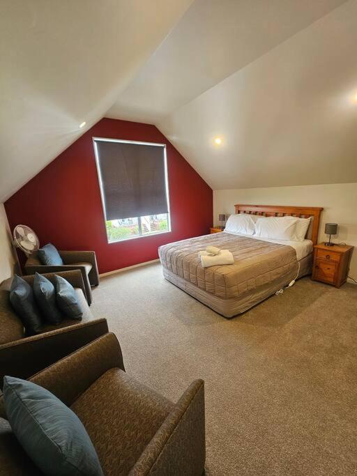 Kea Chalet Villa, 3-bedroom, view 5
