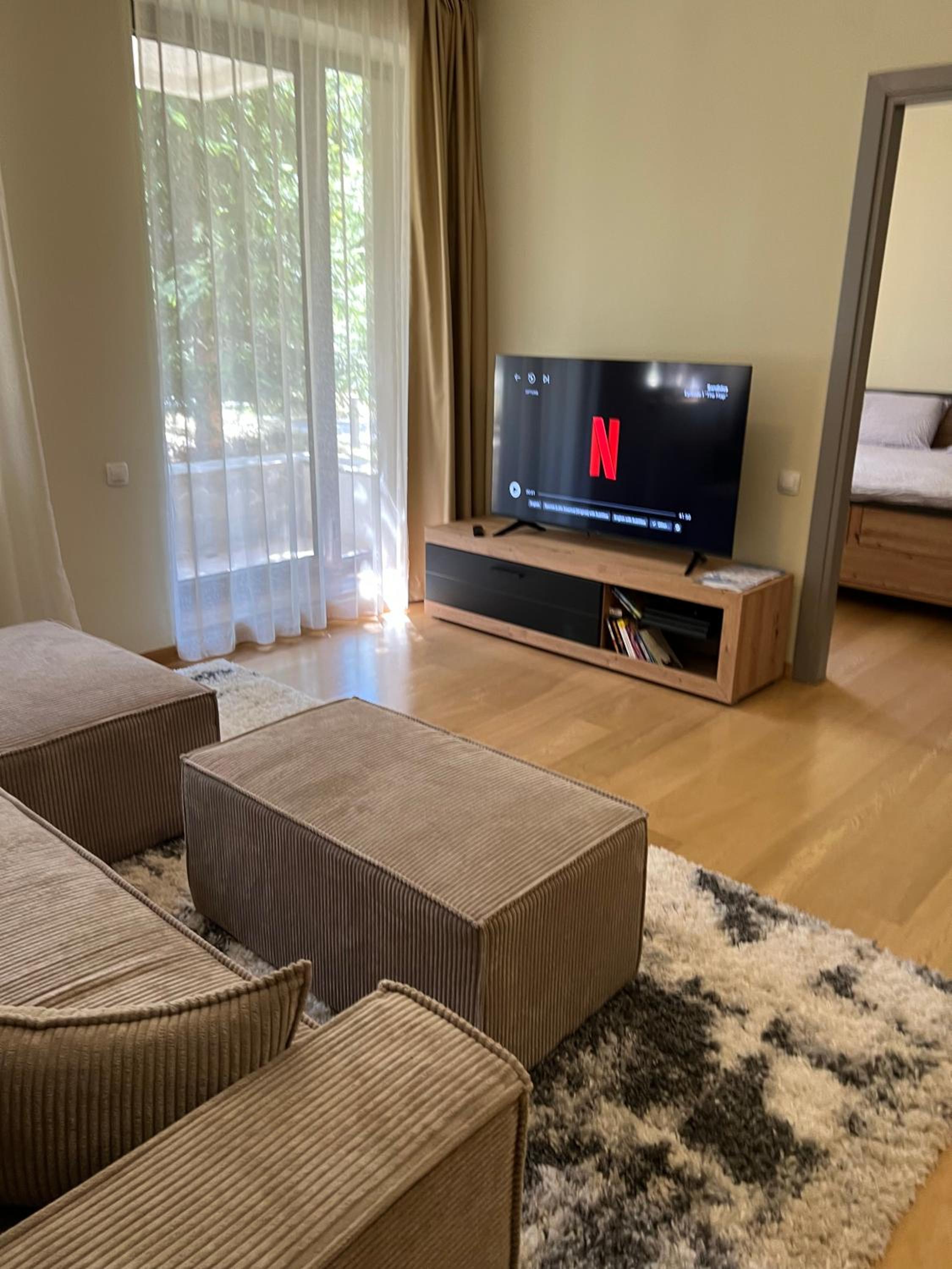 Large One Bedroom Flat - Mountain Bliss