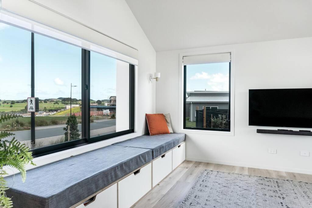 Raglan Dream Escape view 4