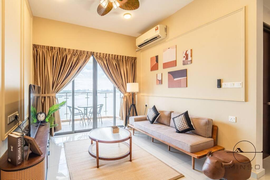 KingsBay A #SeaView #WoodenStyle #4pax