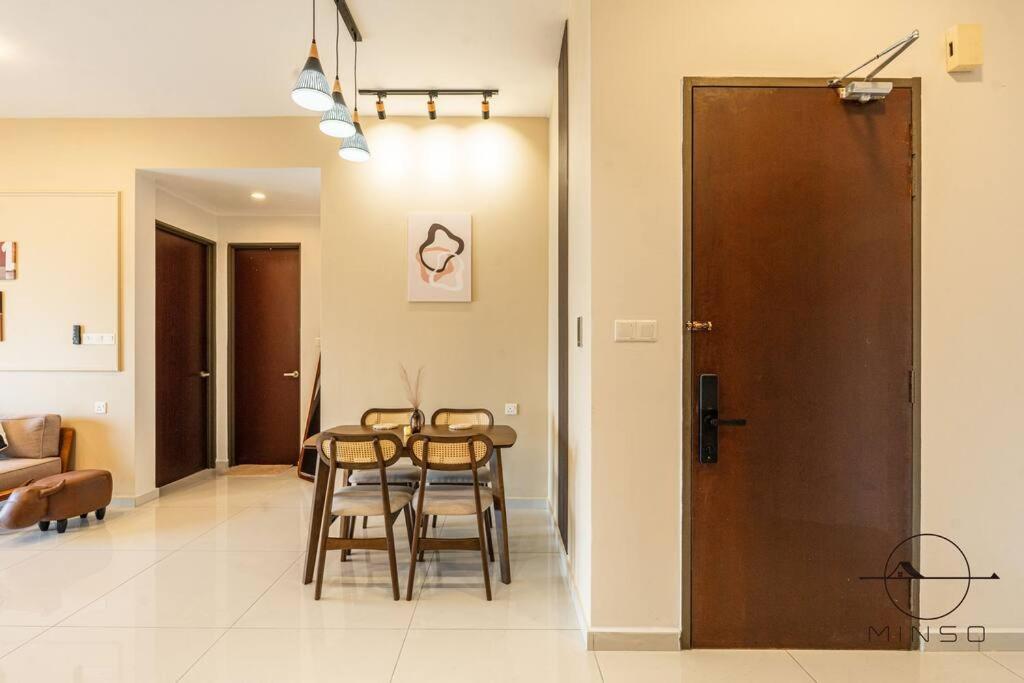 KingsBay A #SeaView #WoodenStyle #4pax