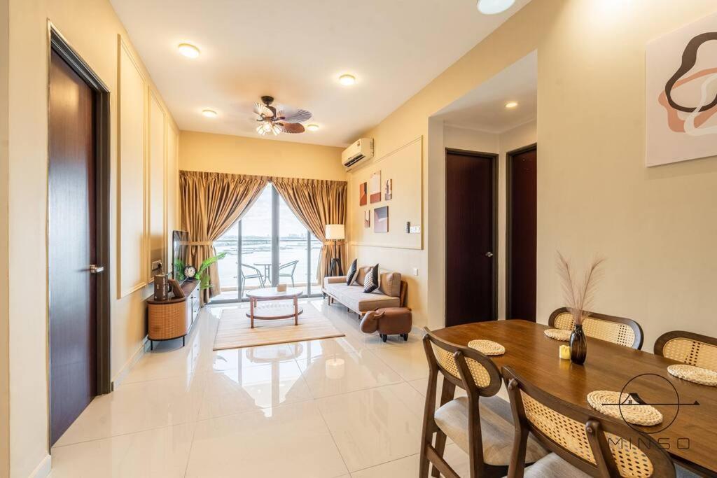 KingsBay A #SeaView #WoodenStyle #4pax
