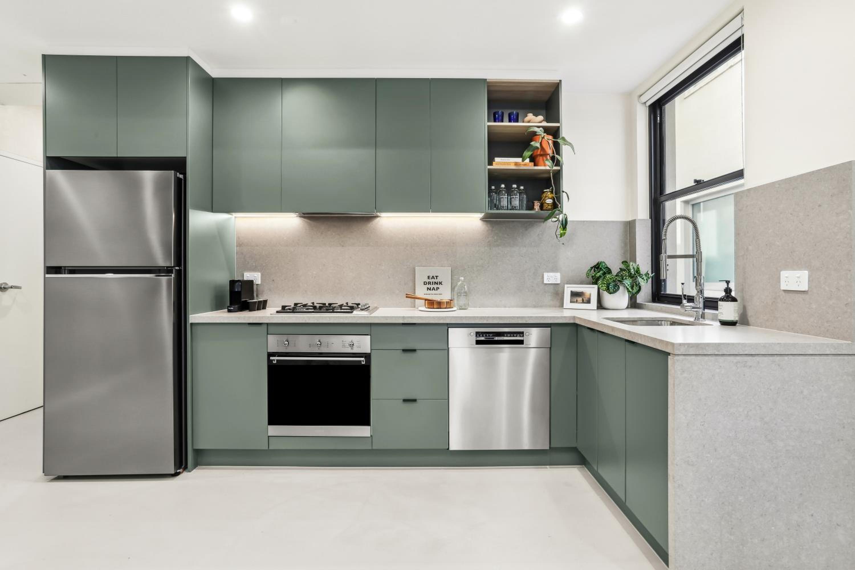 llBrand New beachside 2BR apt in prime Location photo 5