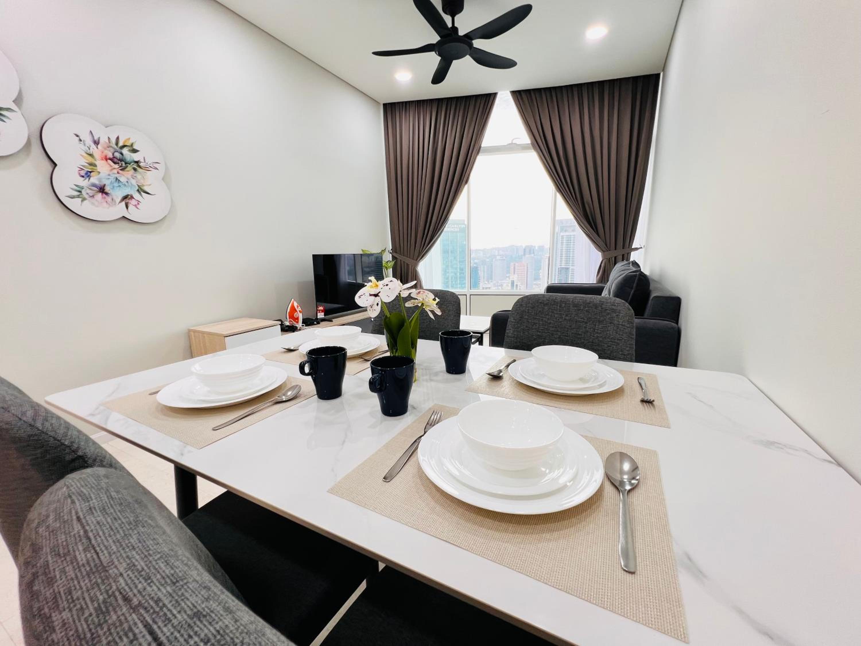 Sky Suites at KLCC by Mitstay