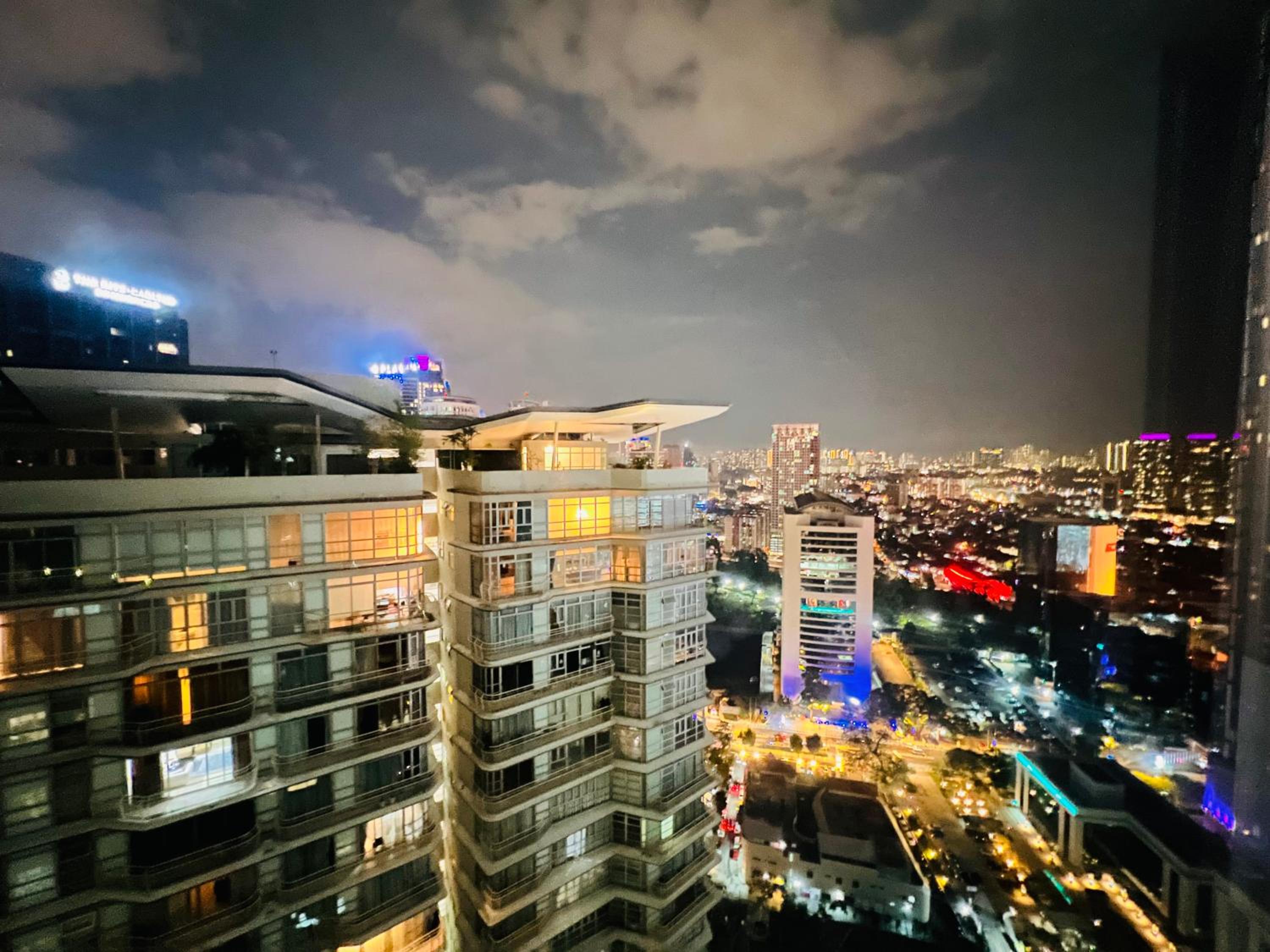 Sky Suites at KLCC by Mitstay