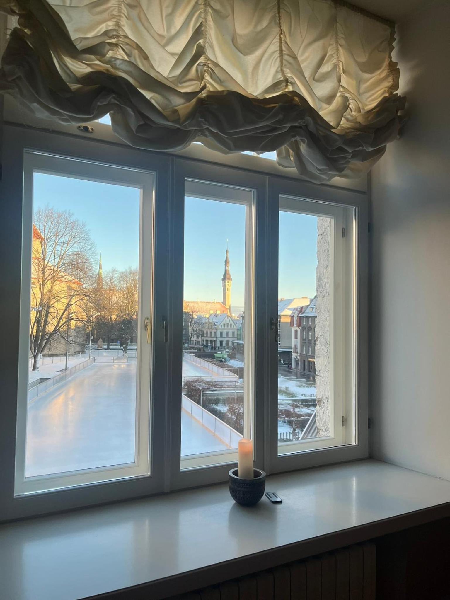 Tallinn Vacations - Tallinn Old Town spacious 112m2 and quiet luxury home - Property Image 4