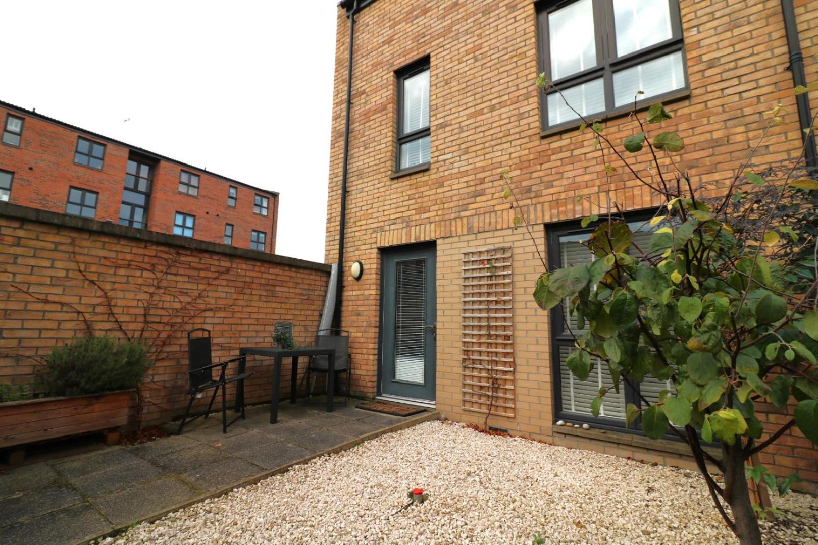 Signature - Norfolk House view 4