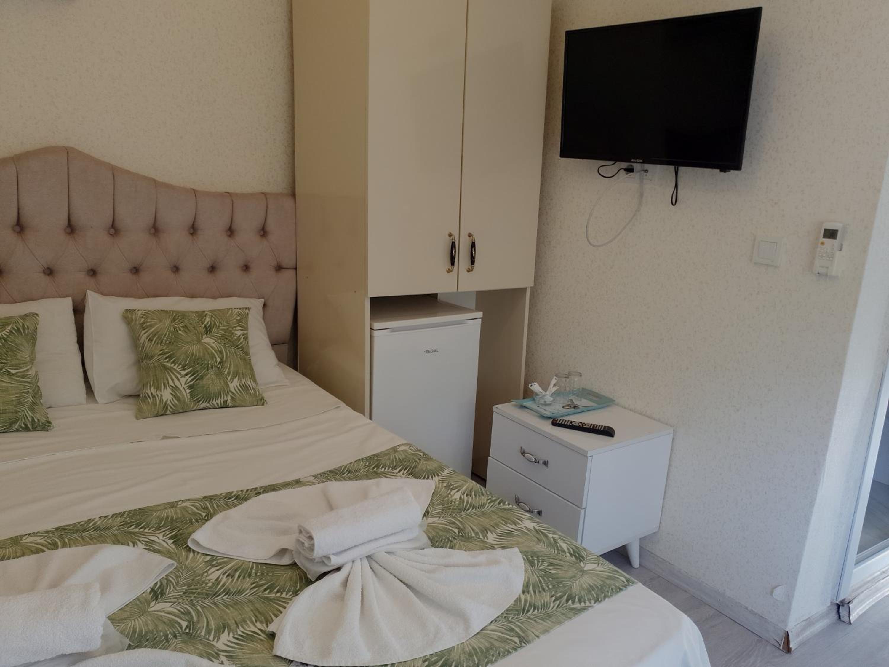 Konstantinei Hotel