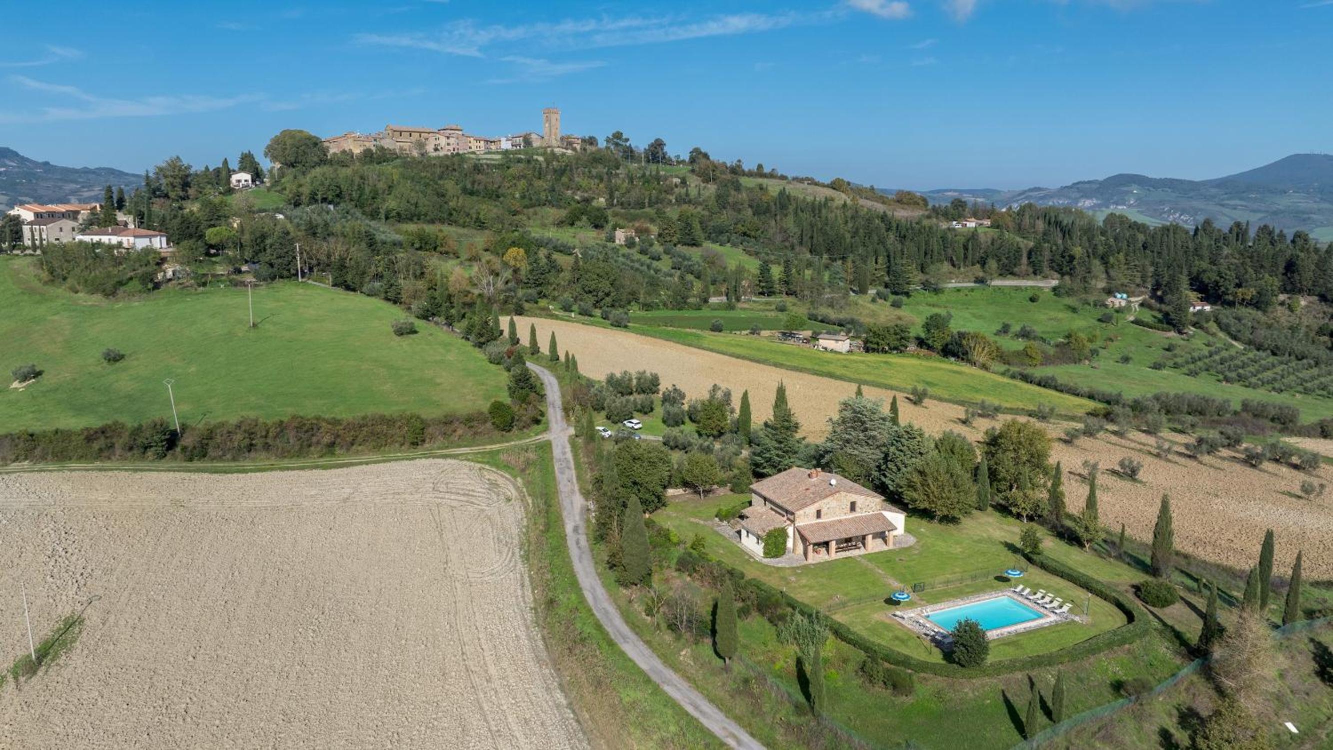 PODERE SAN LORENZO 12, Emma Villas view 4