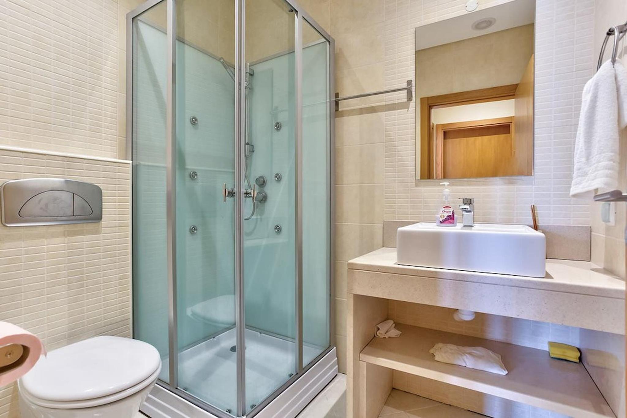 Carvoeiro Vacations - Colina Verde I - Modern Central Apartment - Property Image 22