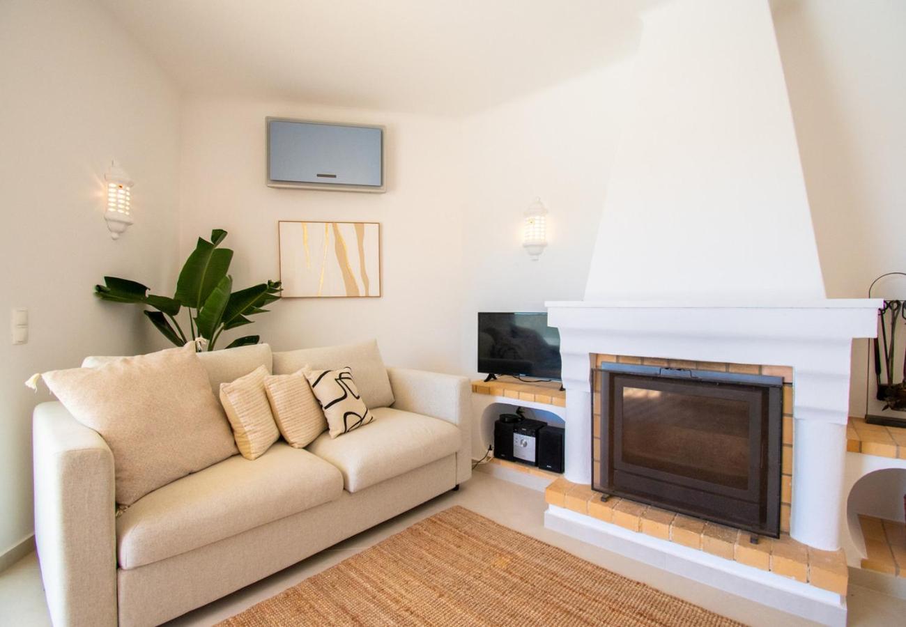 Casa Pazovida - Great 3-Bedroom Villa with Private Pool view 4