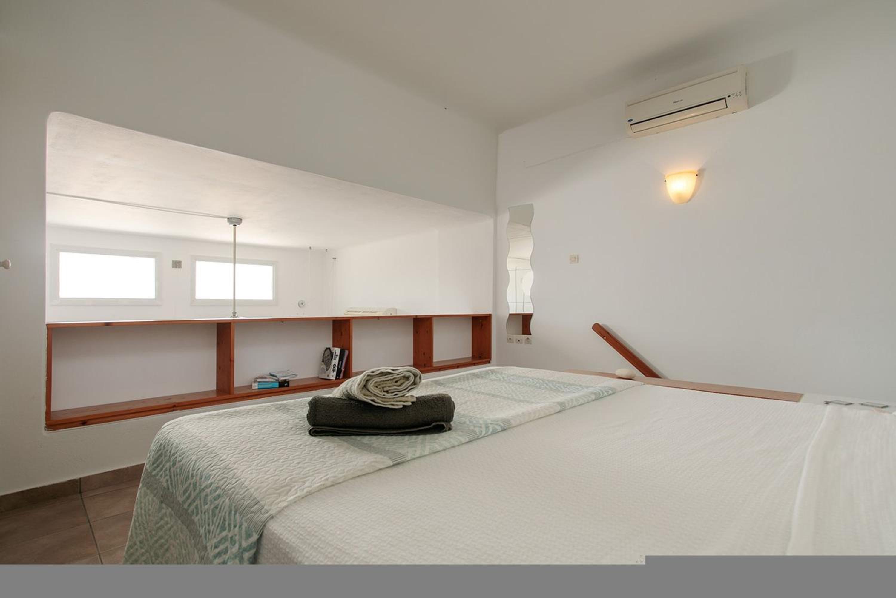 Sunset Beach house with two bedrooms view 4