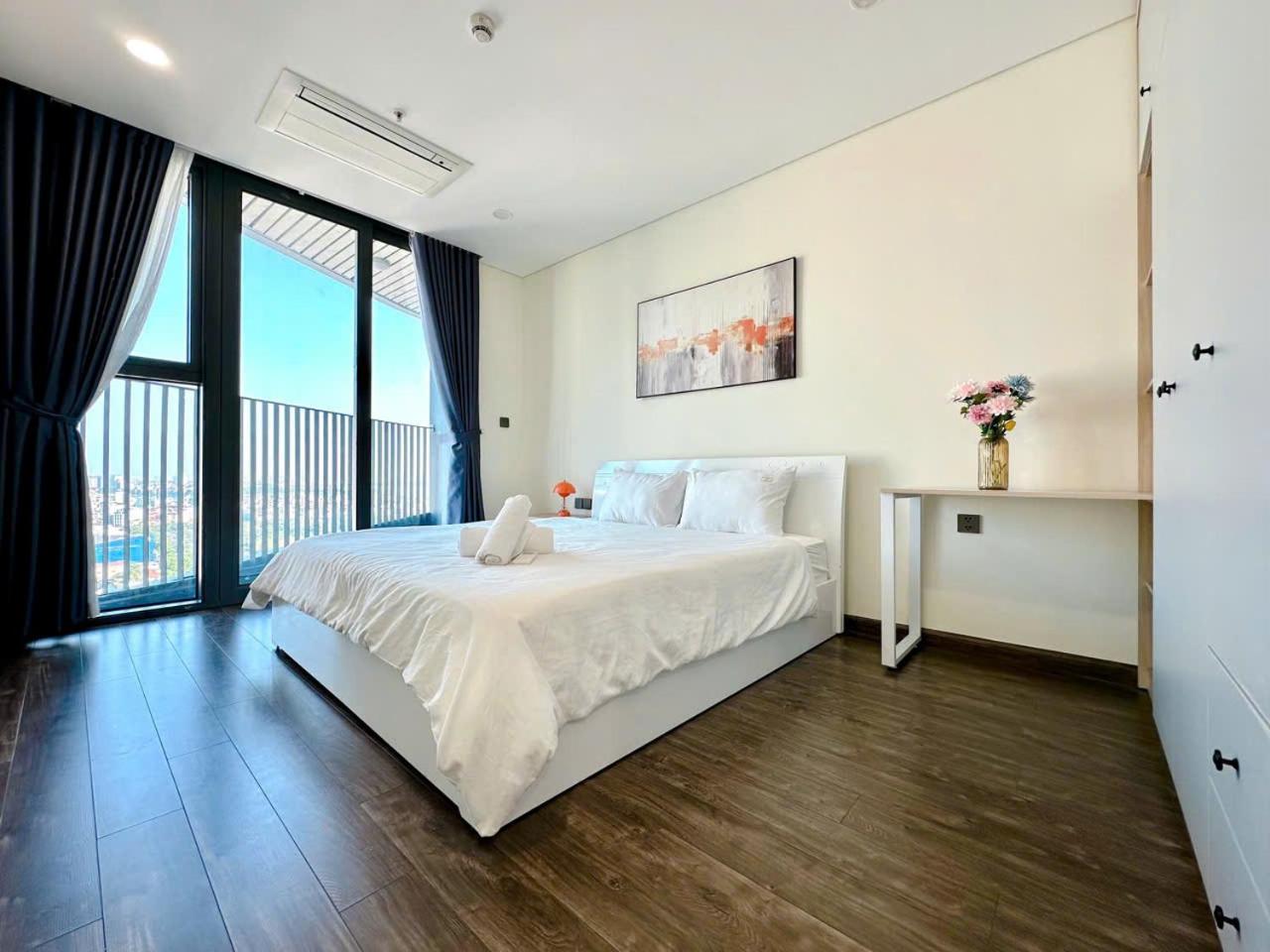 Prenium Han Jardin Apartment - Ngoai Giao Đoan