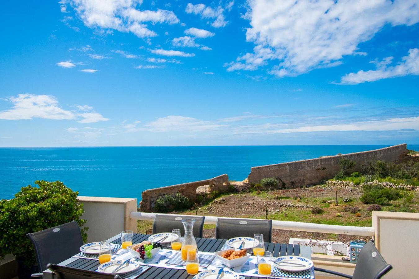Casa Mar a Vista - Best View in Town! view 4