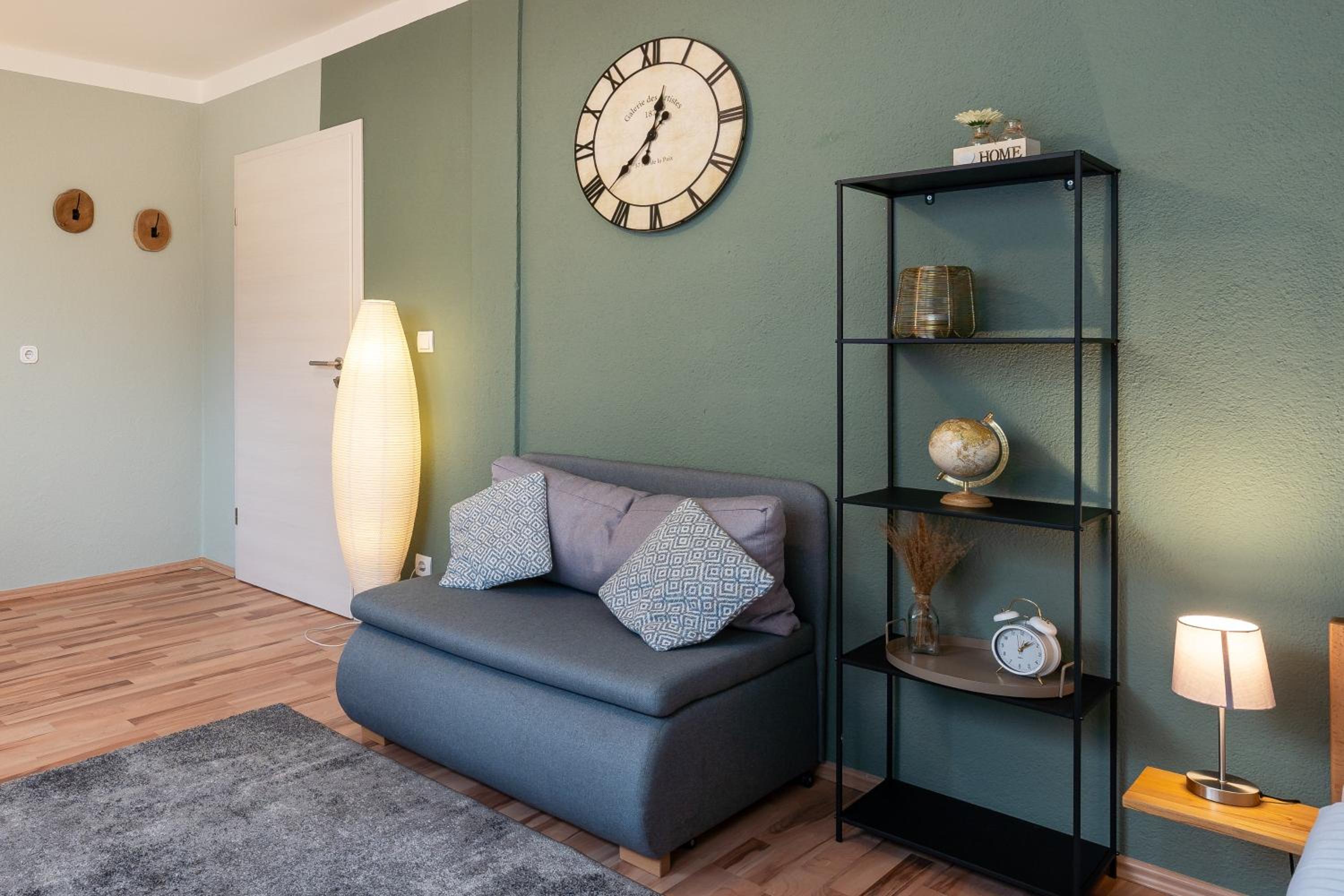 Stylische große 5-Zimmerwohnung-WLAN-Free Parking-