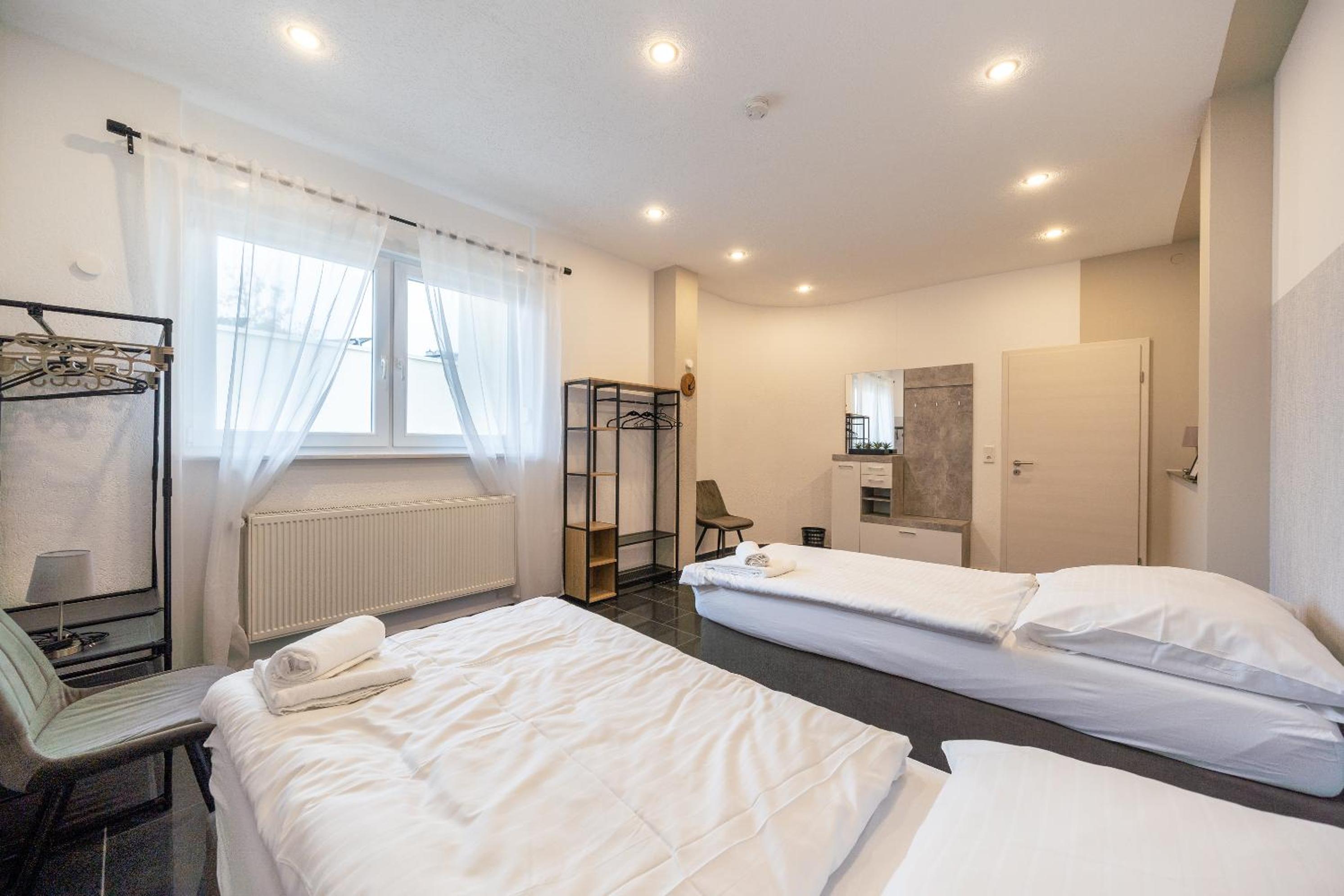 Stylische große 5-Zimmerwohnung-WLAN-Free Parking-