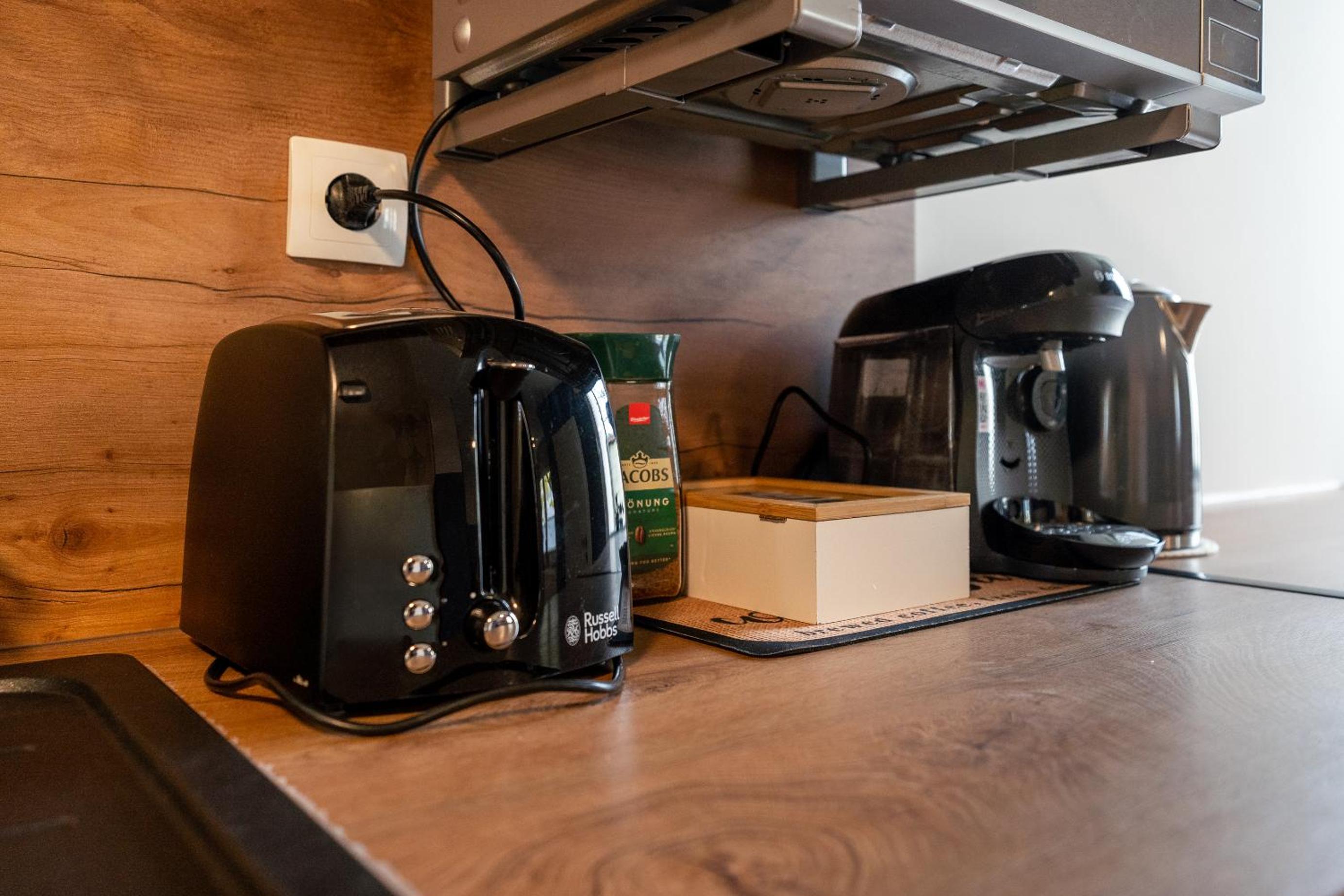 Stylische große 5-Zimmerwohnung-WLAN-Free Parking-