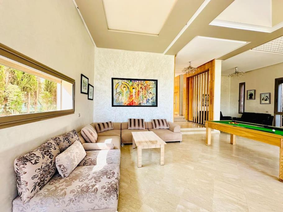 Villa 6 min de Marrakech sur golf piscine privée view 3