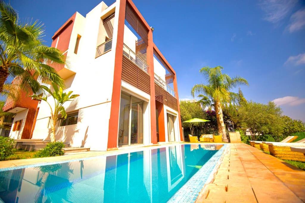 Villa 6 min de Marrakech sur golf piscine privée view 5