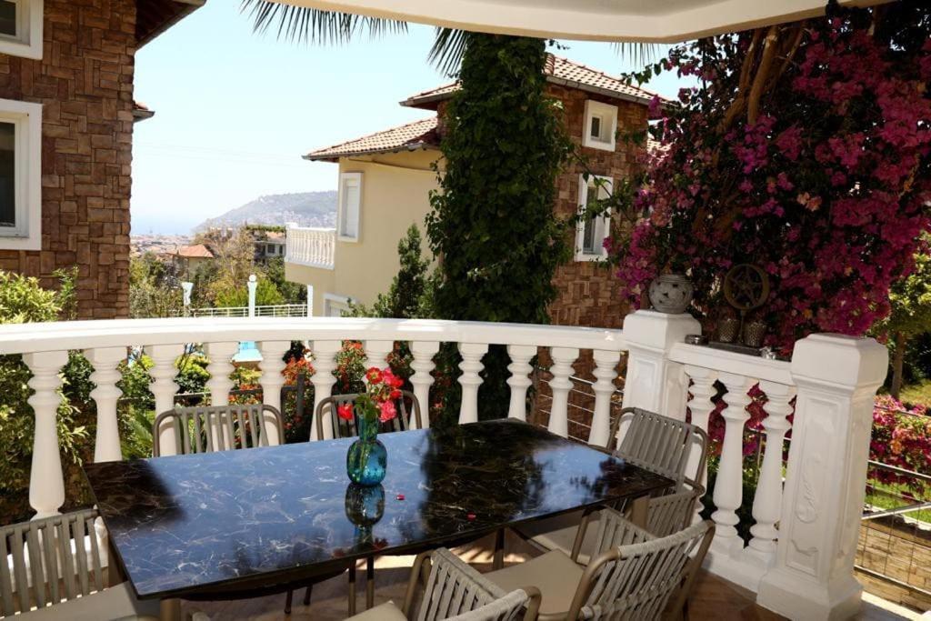 Tepe villa