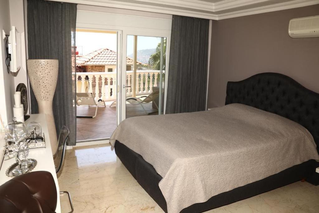 Tepe villa