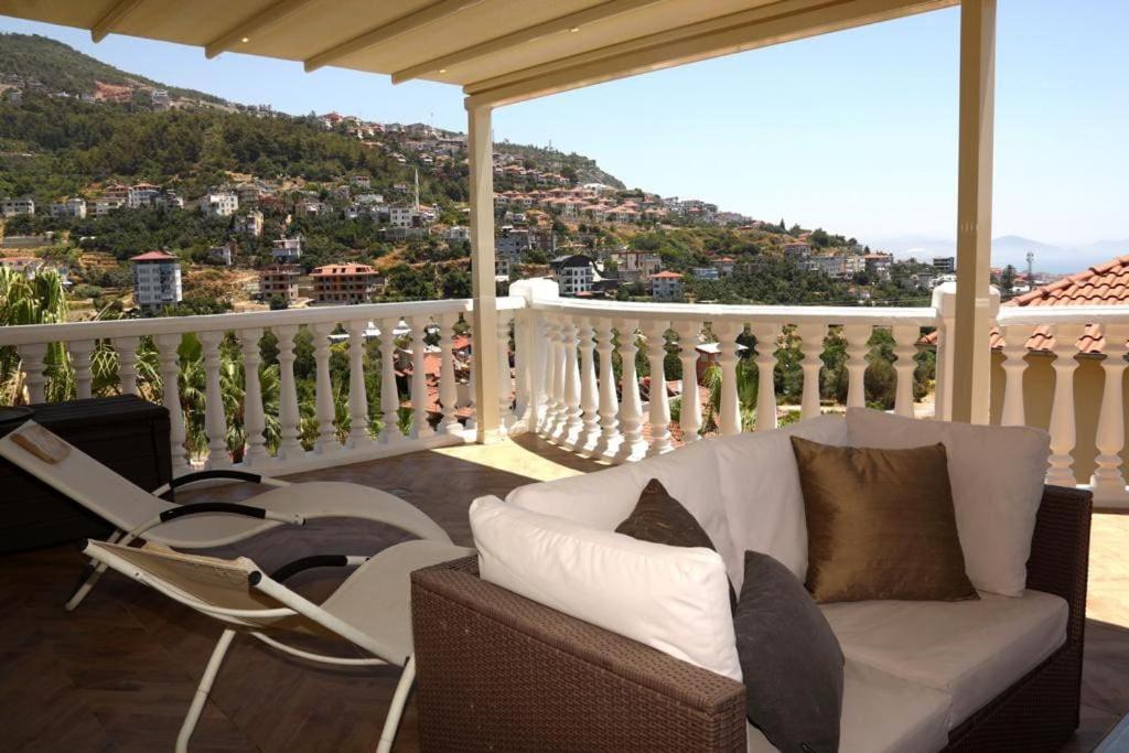 Tepe villa
