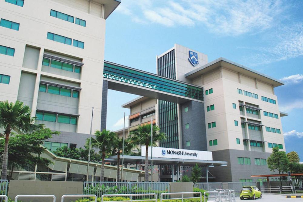 X - The Lumo - Edumetro SEGi College Subang Jaya Sunway Lagoon Monash Taylor Universiti