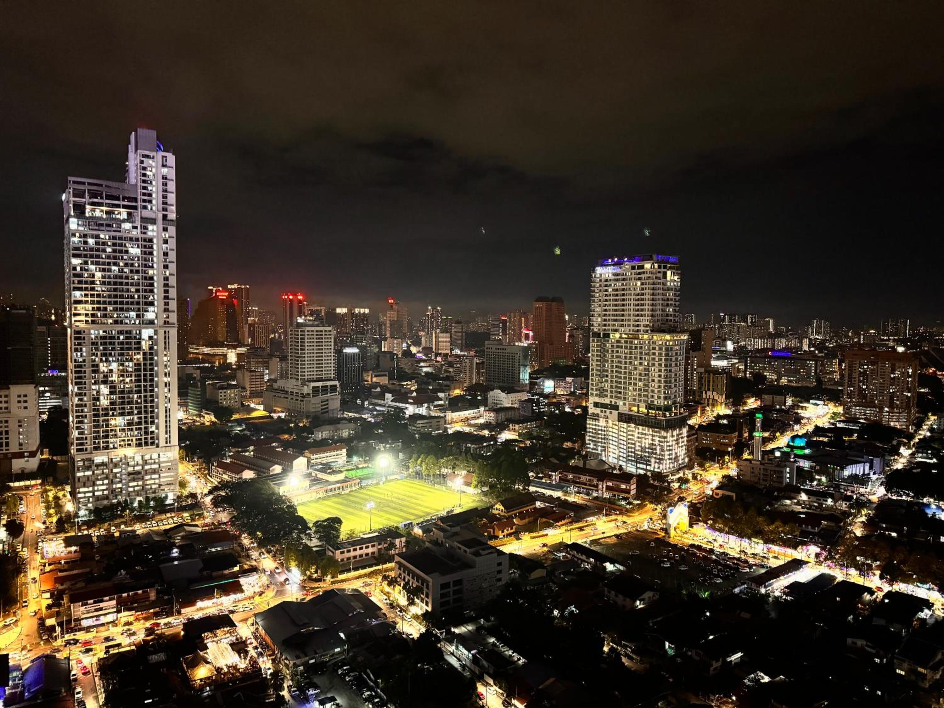 New KLCC 3Min 2B1B 1-7Pax Mercu Summer Suite By Fantasy Hospitality