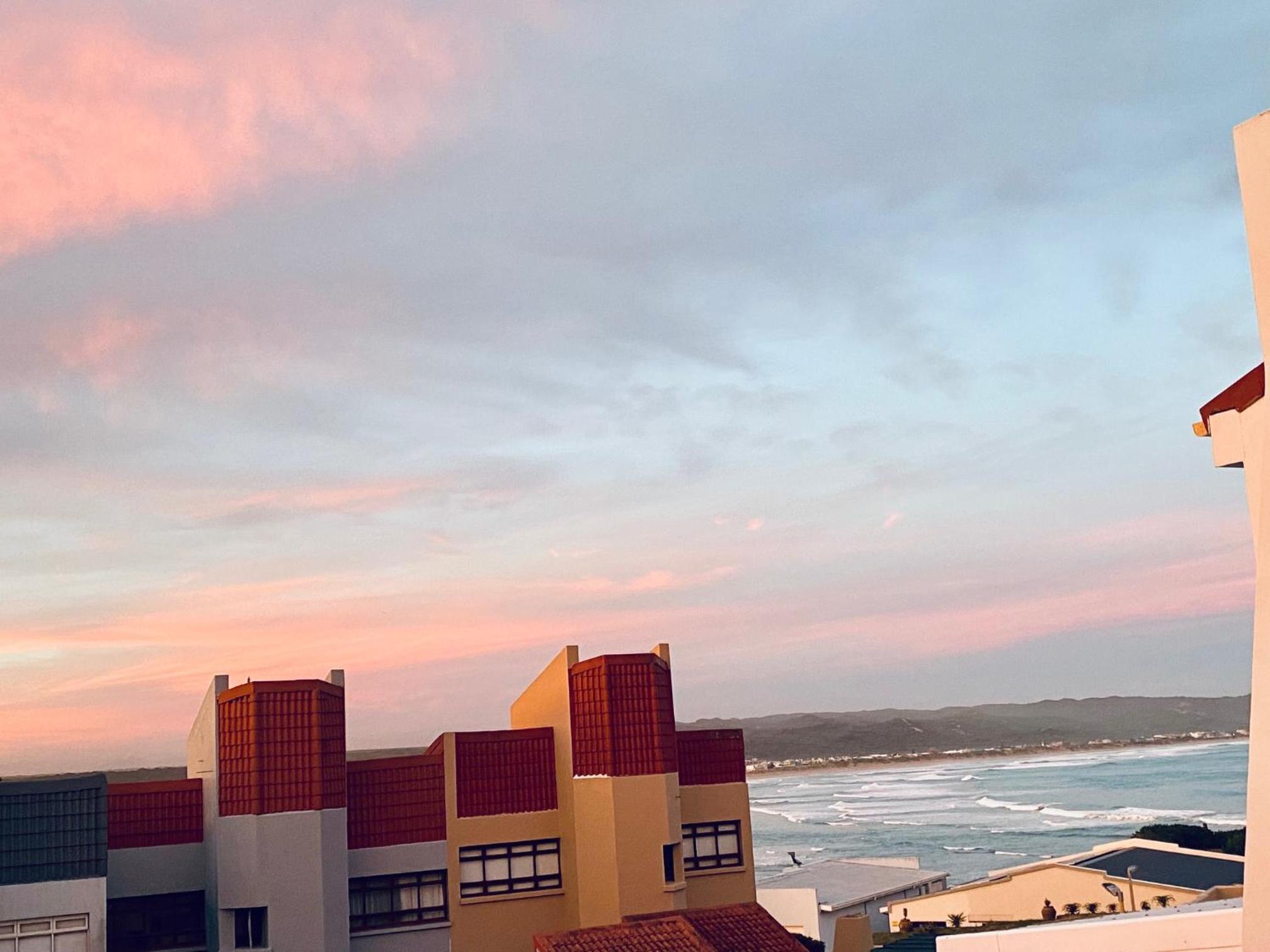 WAVES Stilbaai view 4