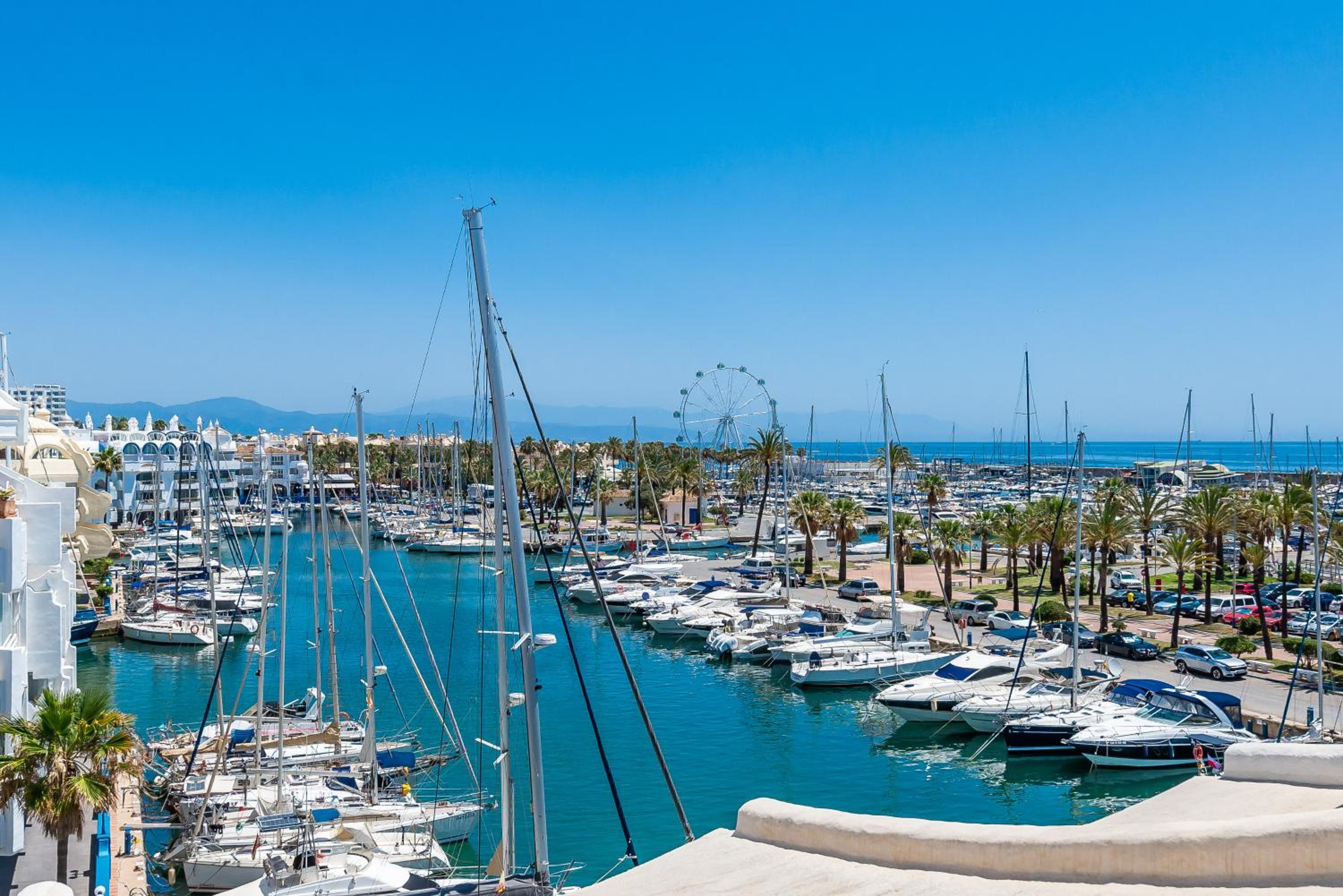 VB Madeira 1BR by the Marina view 3